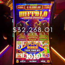 A Ascensão dos Esportes Eletrônicos: Um Novo Paradigma no Entretenimento